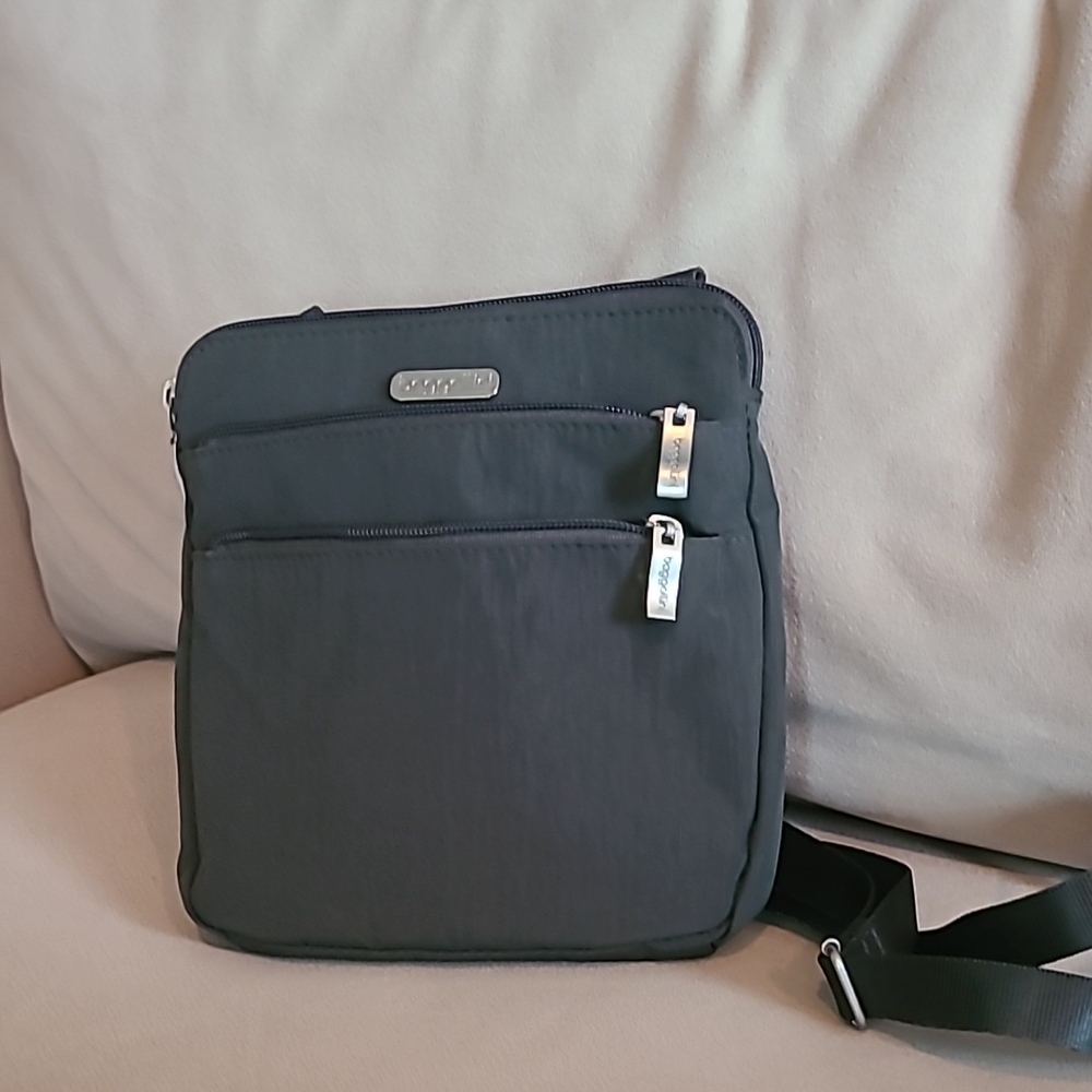 Baggallini Gray Crossbody Bag